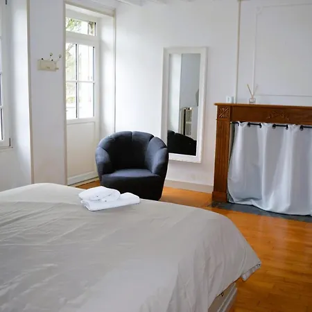 Tatil Evi L'auberge Du Lavoir, Maison En Pierres Avec Jardin *