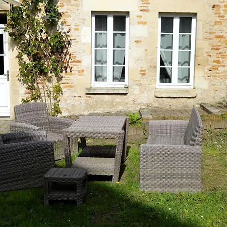 L'auberge Du Lavoir, Maison En Pierres Avec Jardin *