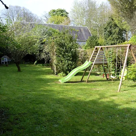 L'auberge Du Lavoir, Maison En Pierres Avec Jardin * Cairon